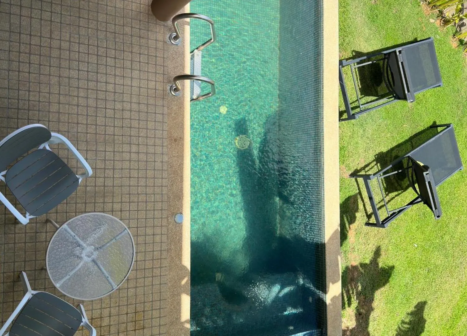 Sakoo Valley Naithon Beach location